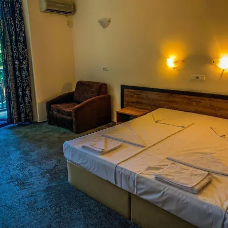 Sapphire Σάνι Μπιτς