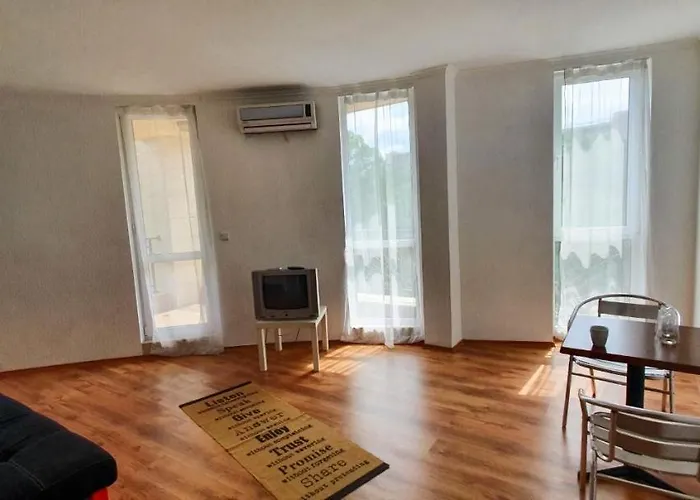 Ξενοδοχείο με διαμερίσματα Sapphire 2*