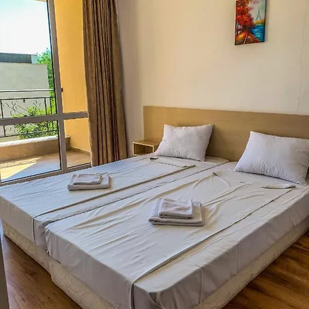 Sapphire Σάνι Μπιτς