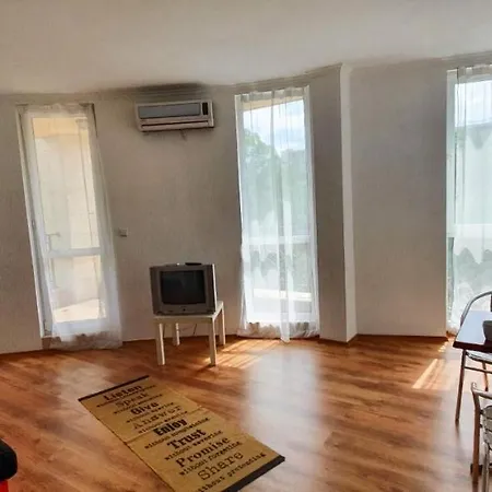 Ξενοδοχείο με διαμερίσματα Sapphire 2*