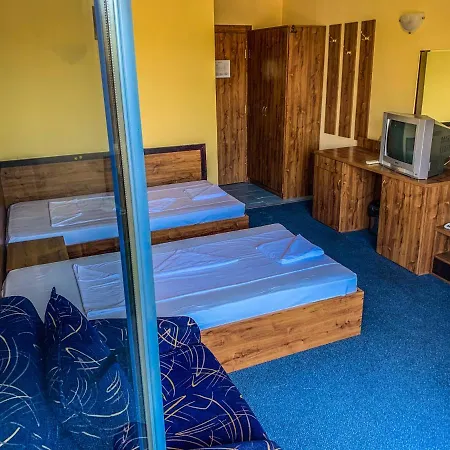 Sapphire 2* סאני ביץ'