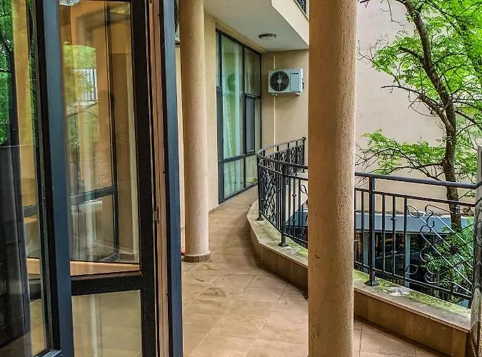 Sapphire Hotel apartamentowy 2*